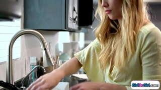 ���ೊಡ್ಡ ಮೊಲೆ ಬ್ಲೊಂಡೆ ಬರುತ್ತದೆ ಆರಂಭಿಕ ಮನೆಗೆ ತನ್ನ ಸಣ್ಣ ಸ್ತನಗಳನ್ನು ಹಳೆಯ ಸಂಗಾತಿ ಮತ್ತು ಅವರು ಆಚರಿಸಲು ಲೆಸ್ಬಿಯನ್ ಸೆಕ್ಸ್.ಅವರು ಕಿಸ್ ಮತ್ತು ದಪ್ಪ ಮೊಲೆಯ ಕಂದು ಕೂದಲಿನ ಸುಂದರಿ ಸದೆಬಡಿದ ಗುದ facesits ತನ್ನ