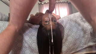 Desi kurva naopako facefuck