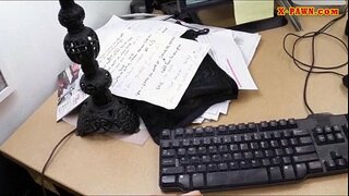 Dude ಮಾಡಿದ ಒಪ್ಪಂದ ಬಿಸಿ ವ್ಯಾಪಾರ ಮಹಿಳೆ ತನ್ನ ಹಣ