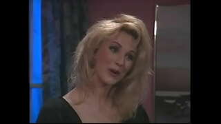 Marvellous ຜິວເນື້ອສີຂາ lady ດູດຕົ້ນສະບັບແລະໄດ້ຮັບ cunt ຂອງນາງສີບົຄວາມຄິດກ່ຽວກັບການດໍາ couch